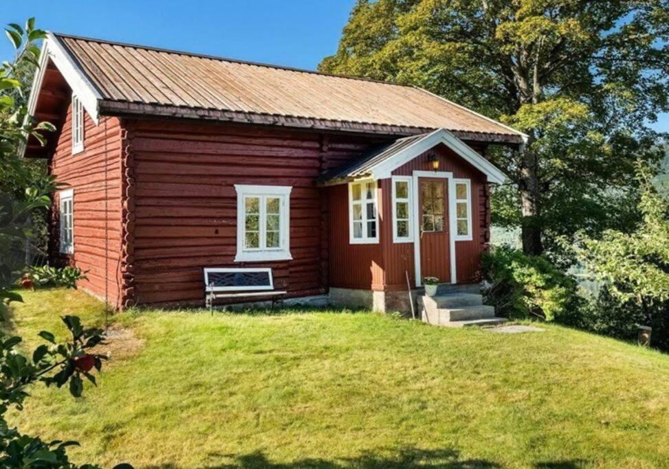 « Sofly Cottage », Le Charme Pur Noresund Bagian luar foto
