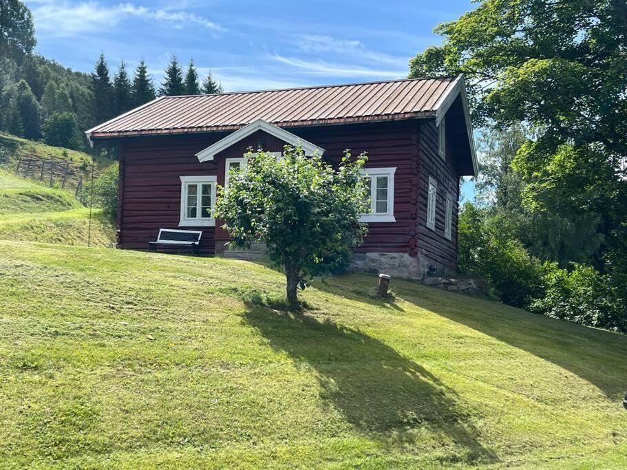 « Sofly Cottage », Le Charme Pur Noresund Bagian luar foto